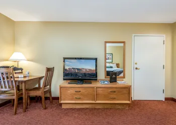 Grand Summit Hotel hotel thumbnail 7