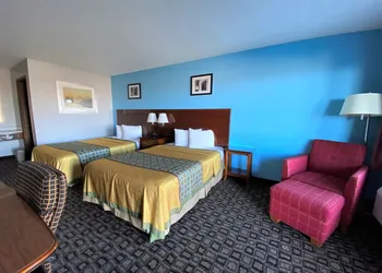 Lakes Inn hotel thumbnail 8