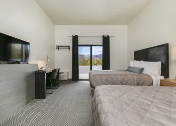 Silver Creek Hotel hotel thumbnail 6