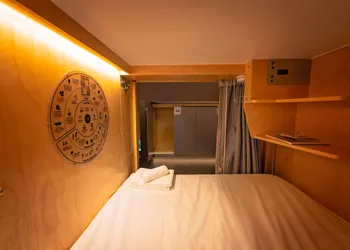 Pangea Pod Hotel hotel thumbnail 8