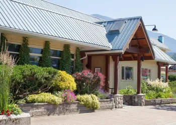 The Lodge at Arrow Lakes hotel thumbnail 6