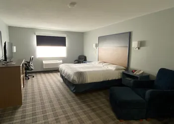 AmericInn by Wyndham Viroqua hotel thumbnail 2