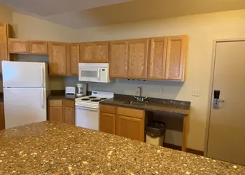 AmericInn by Wyndham Viroqua hotel thumbnail 6