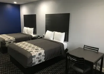 Platinum Inn and Suites hotel thumbnail 2