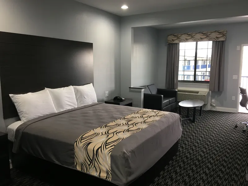 Platinum Inn and Suites hotel detail image 6