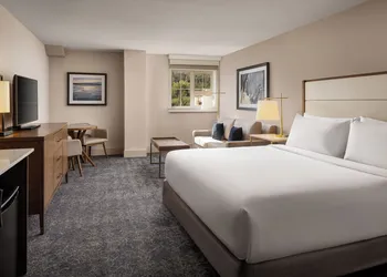 Pomeroy Hotel Fort McMurray hotel thumbnail 4