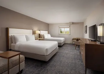 Pomeroy Hotel Fort McMurray hotel thumbnail 7