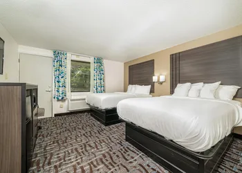 Bear Creek Inn hotel thumbnail 6