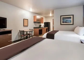 My Place Hotel - Marquette, MI hotel thumbnail 7