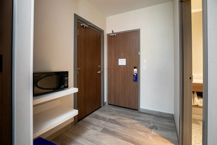 Holiday Inn Express Lethbridge Southeast by IHG hotel detail image 6