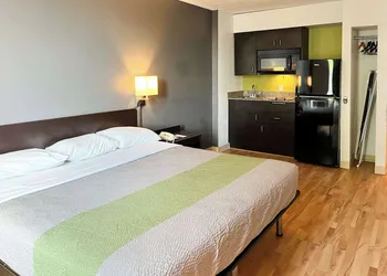 Studio 6 Suites Clarion, PA hotel thumbnail 7