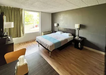 Studio 6 Suites Clarion, PA hotel thumbnail 8