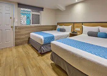 Continental Mexicano hotel thumbnail 5