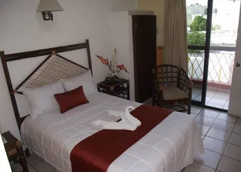 Hotel Bambu hotel thumbnail 7