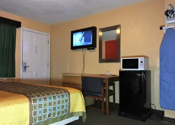 4 Star Motel hotel thumbnail 2