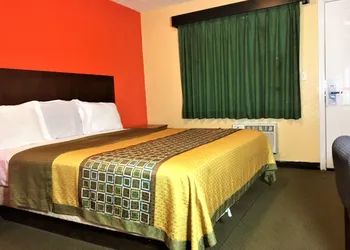 4 Star Motel hotel thumbnail 3