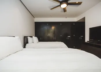 Elements GH8 by NAS hotel thumbnail 3