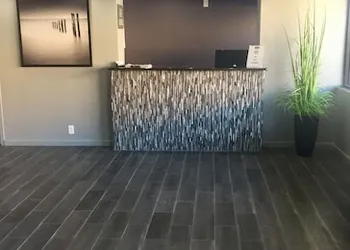 Super Stay Inn hotel thumbnail 2