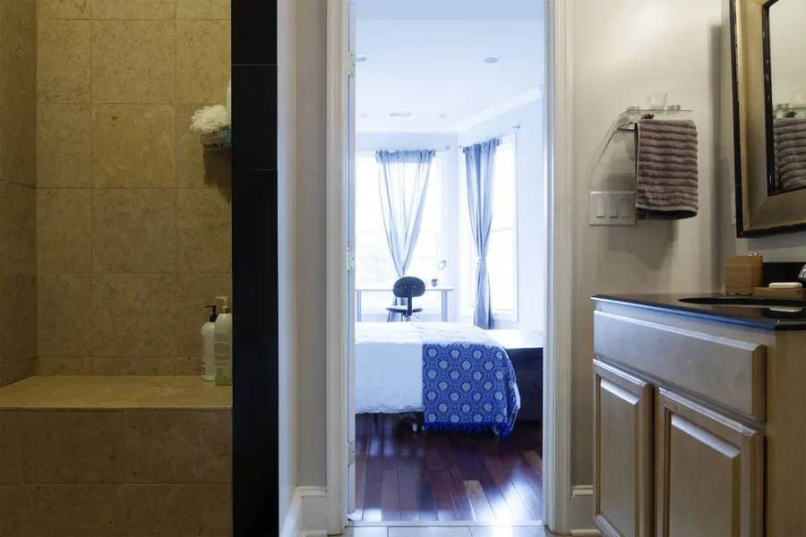 Amazing DC Home with Rooftop Deck hotel detail image 6