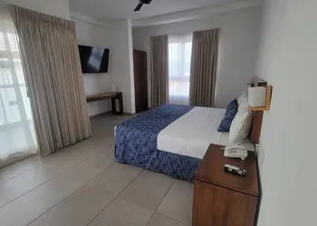 Casablanca Resort hotel thumbnail 8