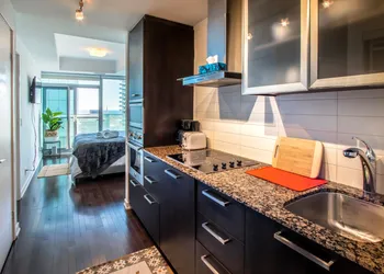 MiCasa Suites - Modern Executive Condo hotel thumbnail 8
