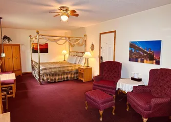 St. Croix Suites - St. Croix Falls hotel thumbnail 3