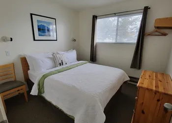 Mountain Springs Motel hotel thumbnail 6