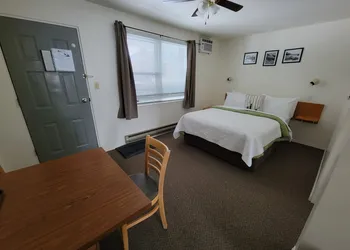 Mountain Springs Motel hotel thumbnail 7
