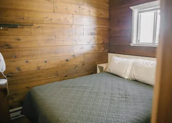 Peachland Beach Resort hotel thumbnail 4