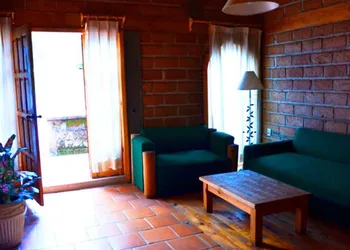Bosque La Luna hotel thumbnail 8
