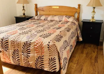 Fair Isle Motel hotel thumbnail 8