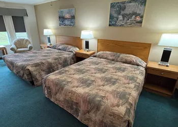 Western Budget Whitecourt 1 & 2 hotel thumbnail 4