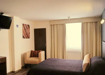 Suites Meson del Cid hotel thumbnail 8