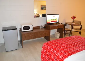A1 Motel hotel thumbnail 3