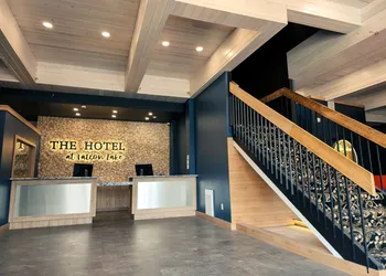 The Hotel at Falcon lake hotel thumbnail 3