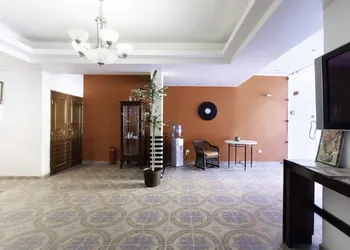 Hotel Gandhi hotel thumbnail 2