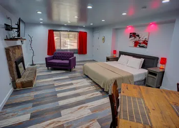 Tao Cabins hotel thumbnail 2