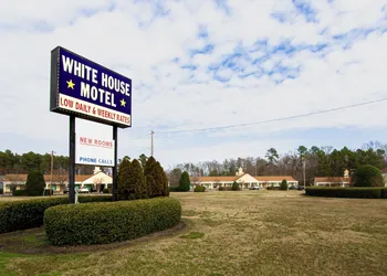 Whitehouse Motel Richmond South hotel thumbnail 8