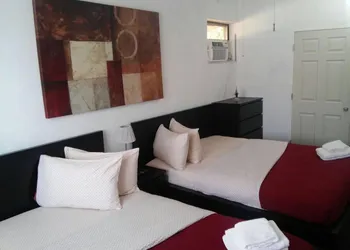 House for 12 hotel thumbnail 2