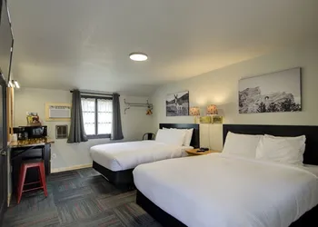 Lantern Inn hotel thumbnail 4