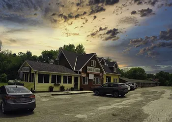 Apsley Inn and Restaurant hotel thumbnail 7