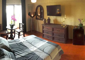 Aurora Suites hotel thumbnail 4