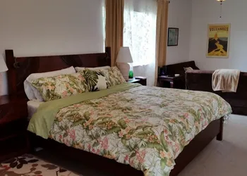 Volcano Acres Ranch B&B hotel thumbnail 5