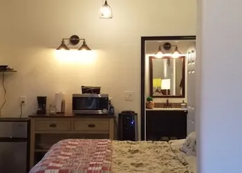 Volcano Acres Ranch B&B hotel thumbnail 8