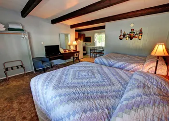 Idle A While hotel thumbnail 4
