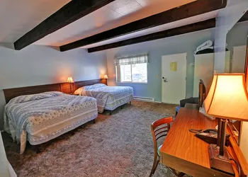 Idle A While hotel thumbnail 5