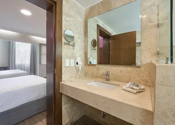 Hotel Estancia Business Class hotel thumbnail 4