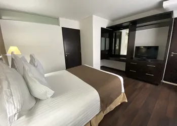 Suites Teca Once hotel thumbnail 7
