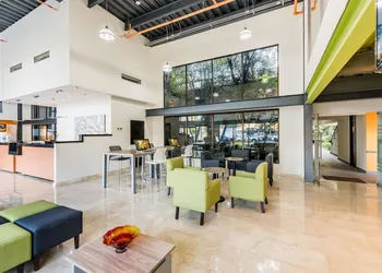 Wyndham Garden Guadalajara Expo hotel thumbnail 4