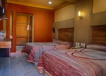 Hotel Oasis hotel thumbnail 4